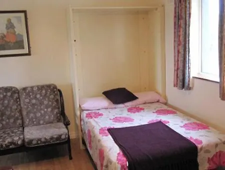 Keel Cottages