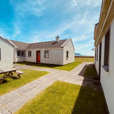 Keel Cottages * Keel (Mayo)